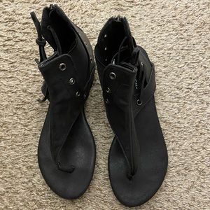 Pierre Dumas Black Sandals